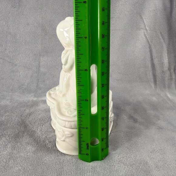 Bride Groom Boy Girl Couple Kissing Trinket Box White Heart Design Base - Picture 6 of 14